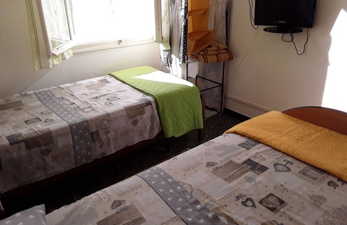 Borganzo House | Room in Guest Room - Valle Degli Ulivi Liguria, Italia