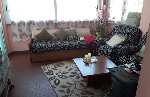 Borganzo House | Room in Guest Room - Valle Degli Ulivi Liguria, Italia