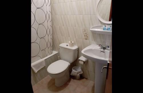 Luarca House | Room in Lodge - Double and single room - Pension Oria 2