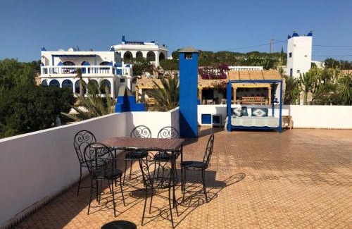 Sidi Ahmed Essayeh House | Room in villa Lair De La Mer