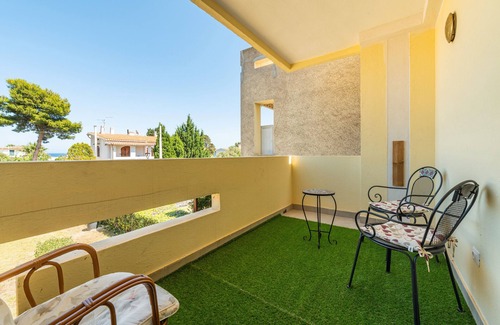 Sarroch Apartment | Room 'Istè' with Sea View, Private Terrace and Air Conditioning