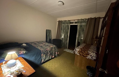 Tiarei Bed & Breakfast | Room Le Bassin Avec Plage Privée