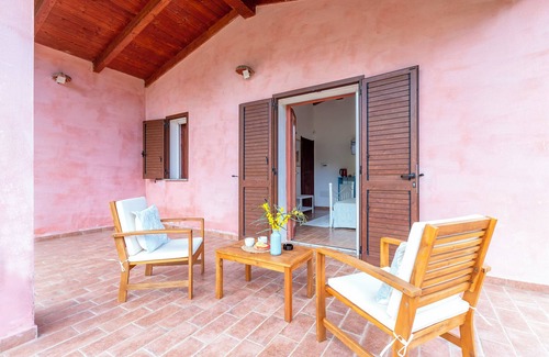 Santa Maria La Palma Apartment | Room 'Matrimoniale' with Private Terrace, Wi-Fi and Air Conditioning