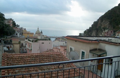 Cetara Apartment | Room 'Monolocale Scirocco Sea View' with Sea View, Wi-Fi and Air Conditioning