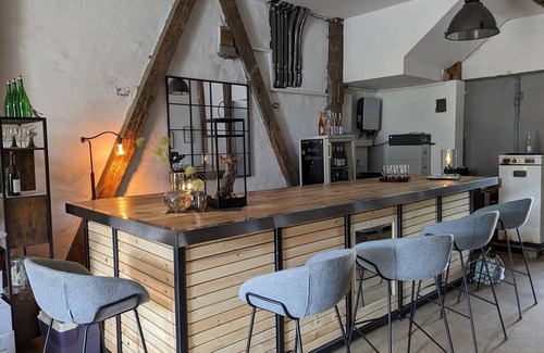 Kiechlinsbergen Apartment | Room 'Muskateller' with private balcony, Wi-Fi/incl. breakfast