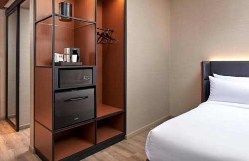 Santa Clara House | Room, Near Levi's Stadium and Silicon Valley