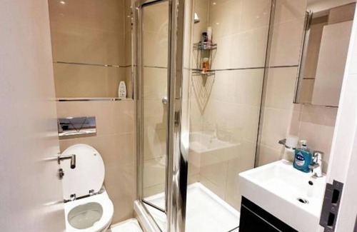 Euston Apartment | Room next to Euston Station