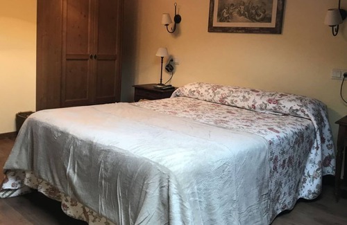 Figueras (Castropol) House | Room No. 5 Rural House: Berbesa