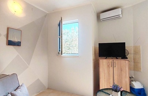 Neum Apartment | Room nr. 2 for three people