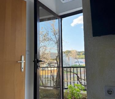 Kastel Stafilic Apartment | Room P&E