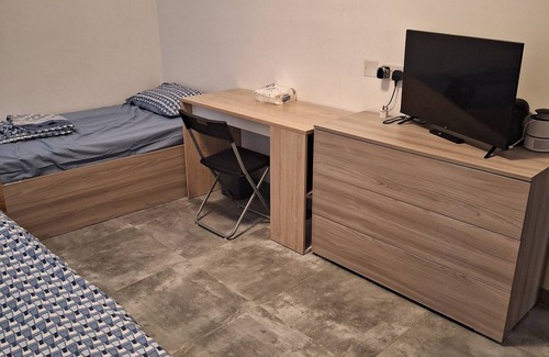 Luqa House | Room-private Cosy Room in a Modern Subur