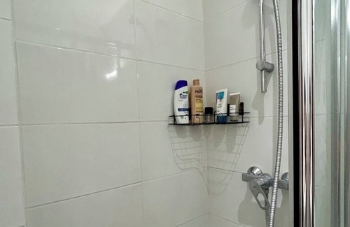 Cachan Apartment | Room private next to train B 15minutes go to center