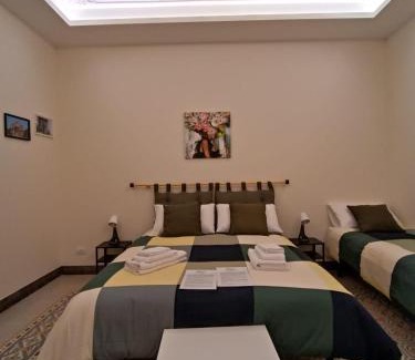 Palermo Bed & Breakfast | Room Sixty One