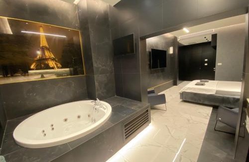 Kiryat Motzkin Apartment | Room4u