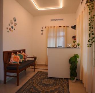 Thiruvananthapuram Hotel | Roomify Inn