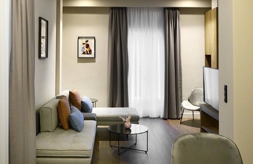 Thessaloniki City Centre Apartment | Roomore Apartments