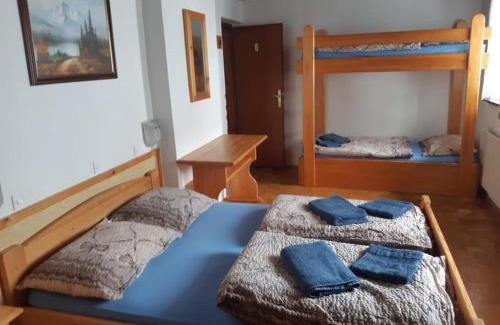 Kranjska Gora House | Rooms Barovc by the Lake Jasna