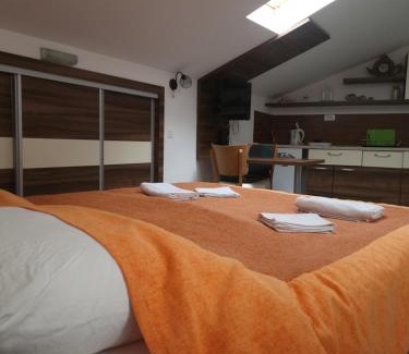 Old Town House | Rooms Dana Old Town Budva