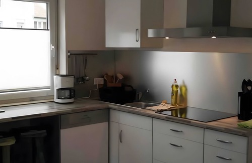 Laupheim Apartment | Rooms 'Quiet Rooms in Shared Apartment' with Private Garden, Balcony and Wi-Fi