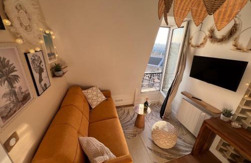 Quartier de la Folie-Mericourt House | Rooms with fabulous view on Paris roofs