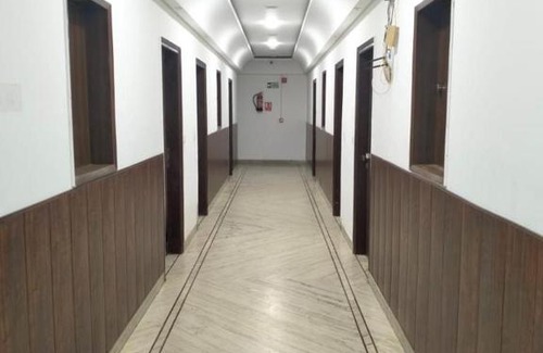 Mahipalpur Extension Hotel | Roomshala 101 Lakshmi Residency - Mahipalpur