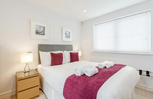 Guildford Apartment | Roomspace Serviced Apartments - Abbot's Yard