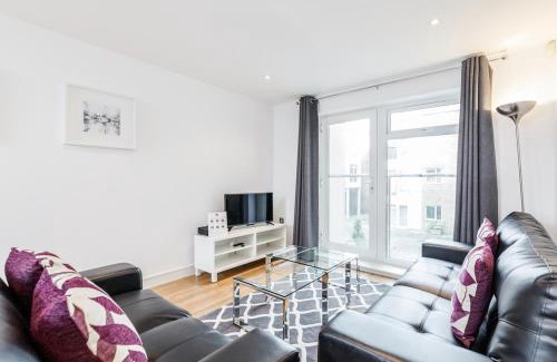 Guildford Apartment | Roomspace Serviced Apartments - Abbot's Yard