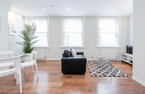 The City of London Apartment | Roomspace Serviced Apartments - Sterling House
