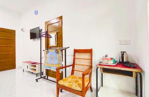 Kawasan Perindustrian Chendering Villa | Roomstay HA'6S (STANDARD ROOM)