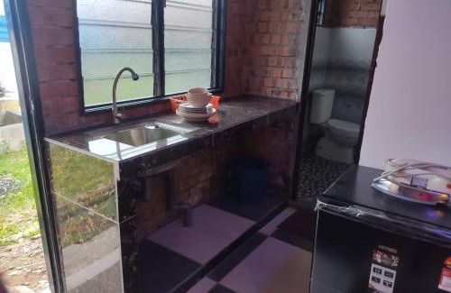 Sungai Buloh Hotel | Roomstay Nurfadz Sg Buloh