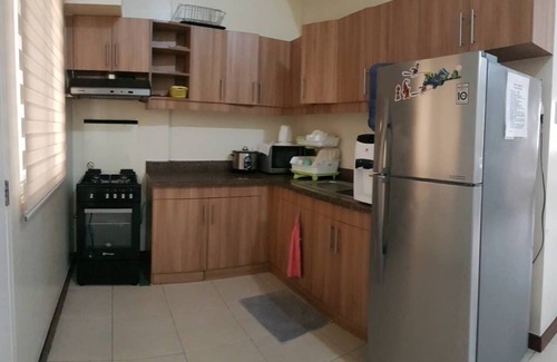 Project 8 Apartment | Roomy 2-Bedroom QC Condo Unit for Rent!