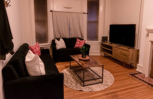 Wilmington Apartment | Roomy 2-BR work-stay, walking distance to downtown