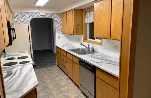 Grangeville House | Roomy, 3 bed room house on the South side of town!