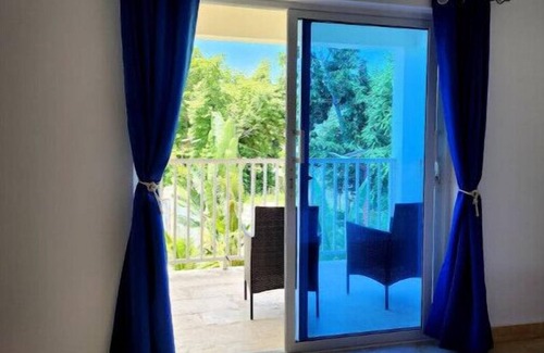 Las Galeras Apartment | Roomy apartment for 4 people with large pool @ 5 minutes walk to the beachnn