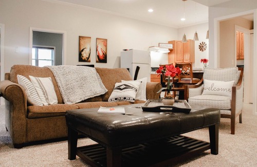 Floyd Apartment | Roomy Apt. Downtown Floyd; Golden Maple Homestays