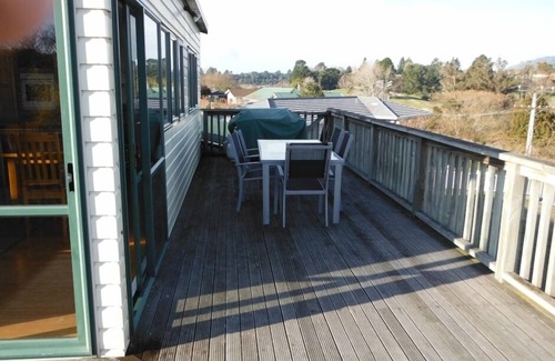 Taupo House | Roomy Holiday House in Great Location