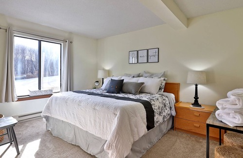 Killington Condo | "Roomy" Mountain Green 3BR Condo w/ Amenities: Steps to Mtn 3B14