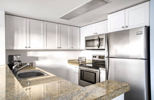 South Beach Apartment | Roomy South Beach 2BR w/Pool + Gym, next to SF Bay by Blueground