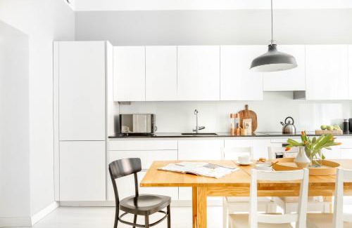 Ullanlinna Apartment | Roost Korkea 8