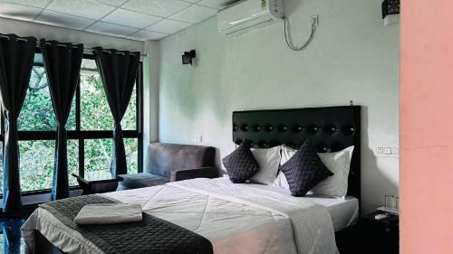 Siliguri House | ROOTS by MOUNT OLIVE