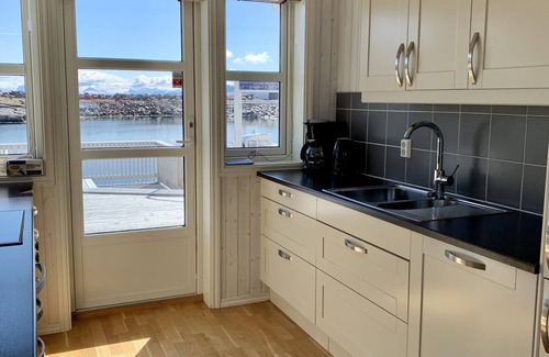 Svolvaer Cabin | Rorbuene Svolvær Havn