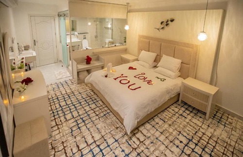 Nizwa Apartment | ROSA BELLA