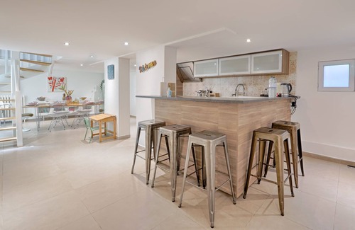 L'Hay-les-Roses Apartment | Rosa Carris - Triplex 7p, proche Château de Sceaux