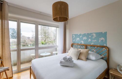Bourg-l'Eveque Apartment | ROSA, Confortable 2 chambres avec parking dans le centre