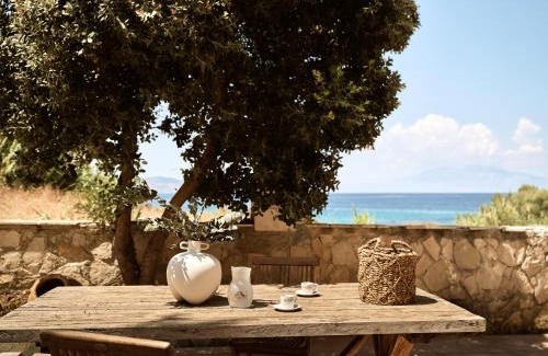 Alikanas Apartment | Rosa Sea Front Villa Maisonette