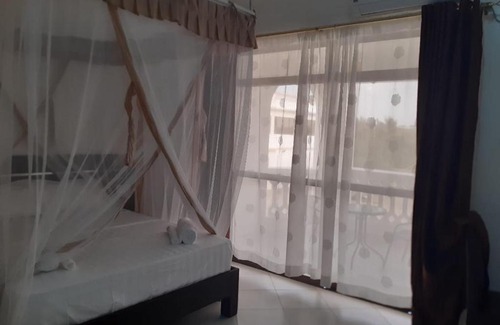 Diani Beach Apartment | ROSAMYSTICA