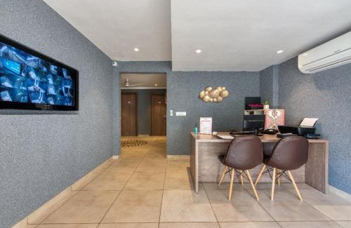 Gurugram Apartment | ROSASTAYS Gurugram Golf Course