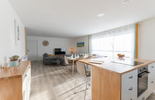 Ploudalmezeau Apartment | ROSCAROC ENEZ HIR - Charmant T4 proche plage