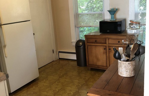 Roscoe Apartment | Roscoe NY Apartment in Town close to Fishing, Golf, Rafting, Dining, Brewery.