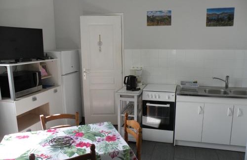 Orcival Apartment | Rose, 4 pers. Villa Saint Antoine, Orcival, Sancy